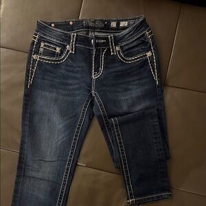 Miss Me Women's Dark Wash Cropped Jeans